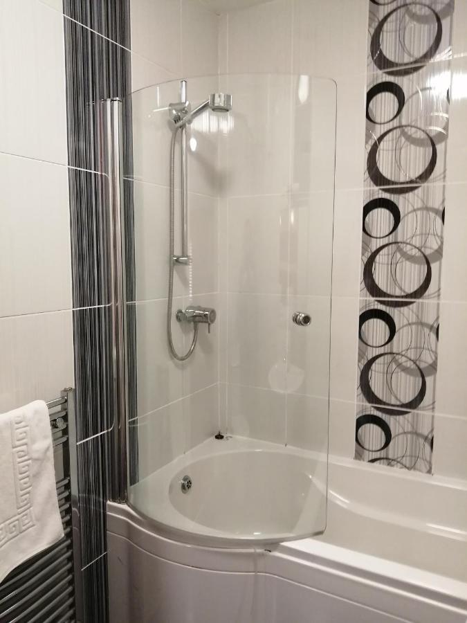 Sutherlands 4* Gateshead